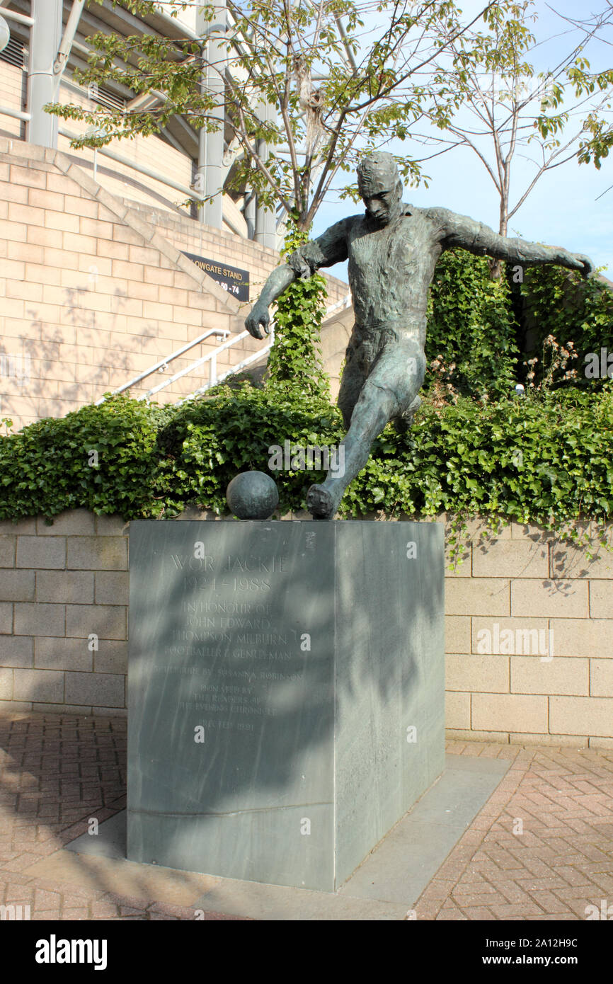 View of statue of Wor Jackie Newcastle upon Tyne Stock Photo Alamy