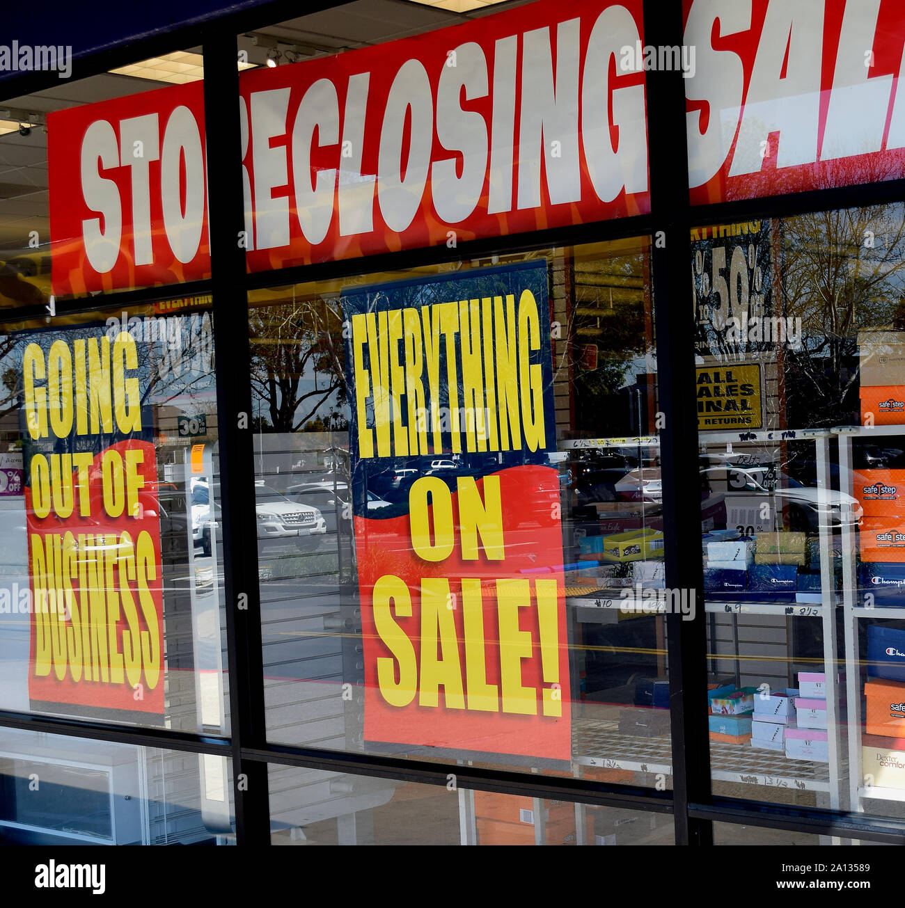 Payless ShoeSource store closing in California Stock Photo