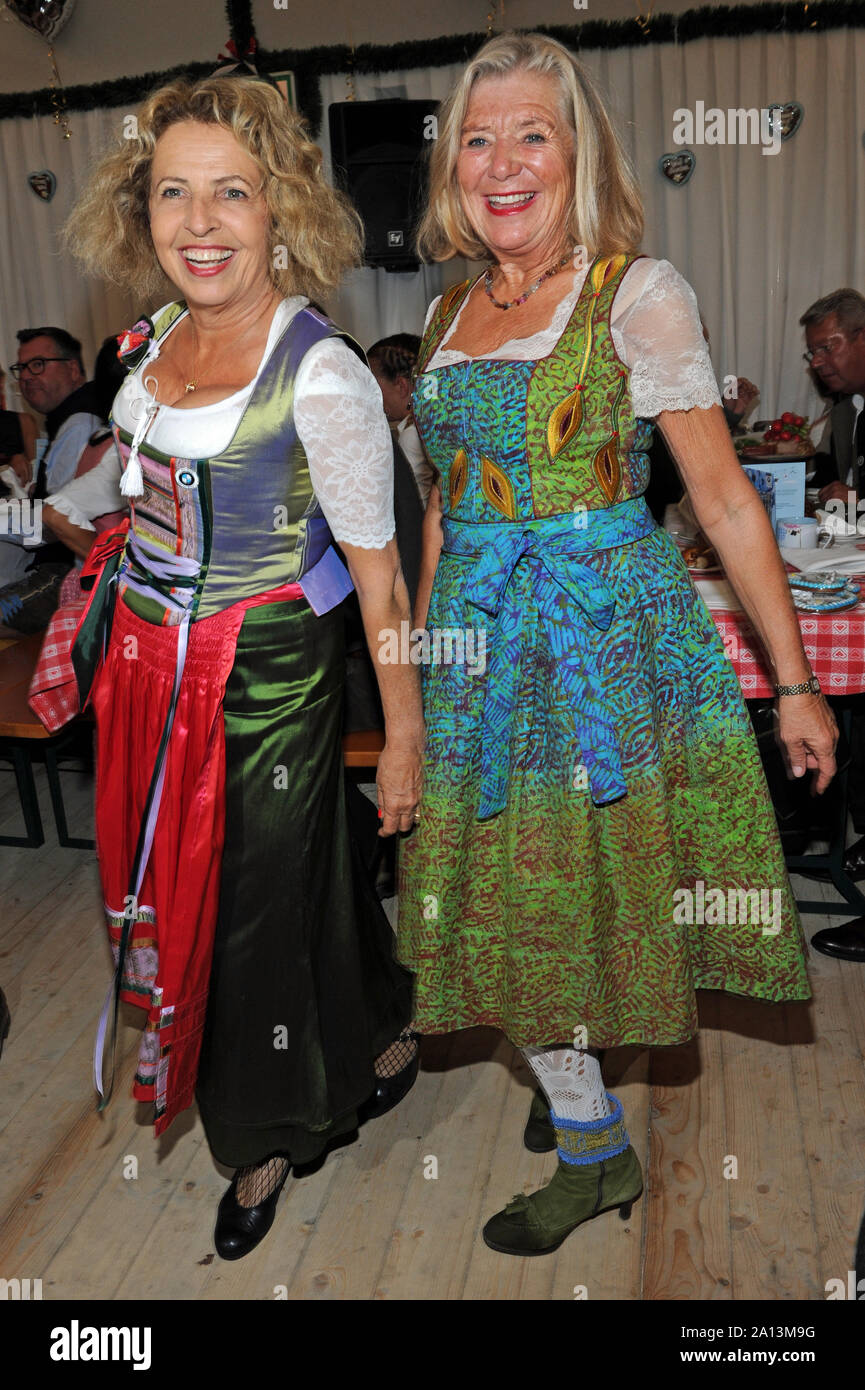 Munich, Germany. 23rd Sep, 2019. The actresses Michaela May (l) and