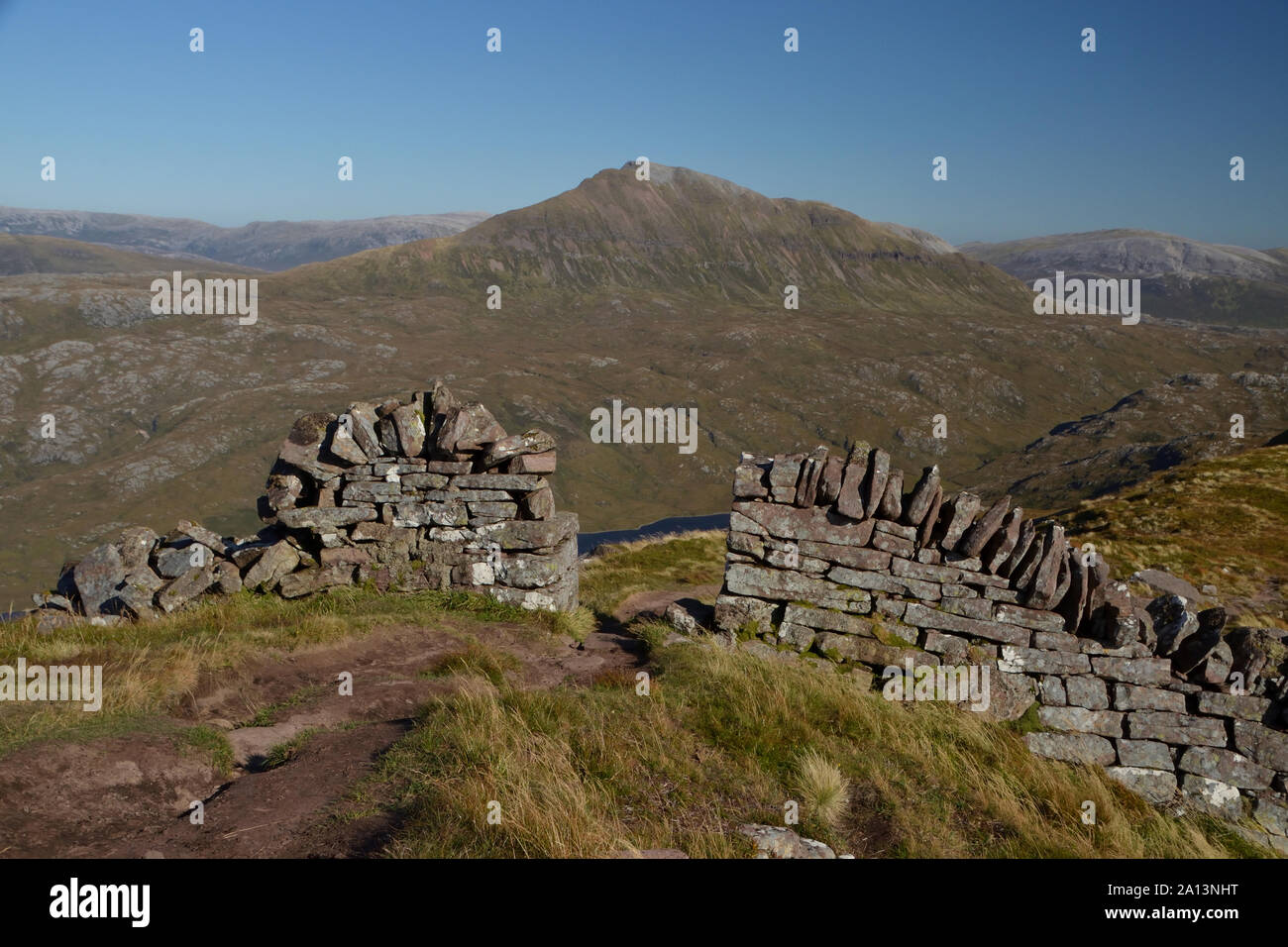 The opening in the crazy wall at Bealach Mor on the ridge of Suilven, in the Scottish Highlands, Great Britain Stock Photo