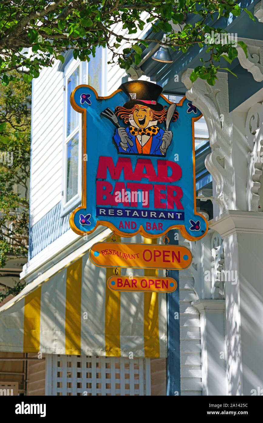 CAPE MAY, NJ -8 SEP 2019- View of the landmark Mad Batter restaurant in the  historic Victorian Carroll Villa hotel in Cape May, New Jersey, USA Stock  Photo - Alamy