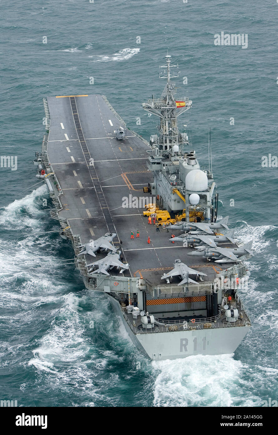 Spanish aircraft carrier PrÃ­ncipe de Asturias in the Atlantic Ocean