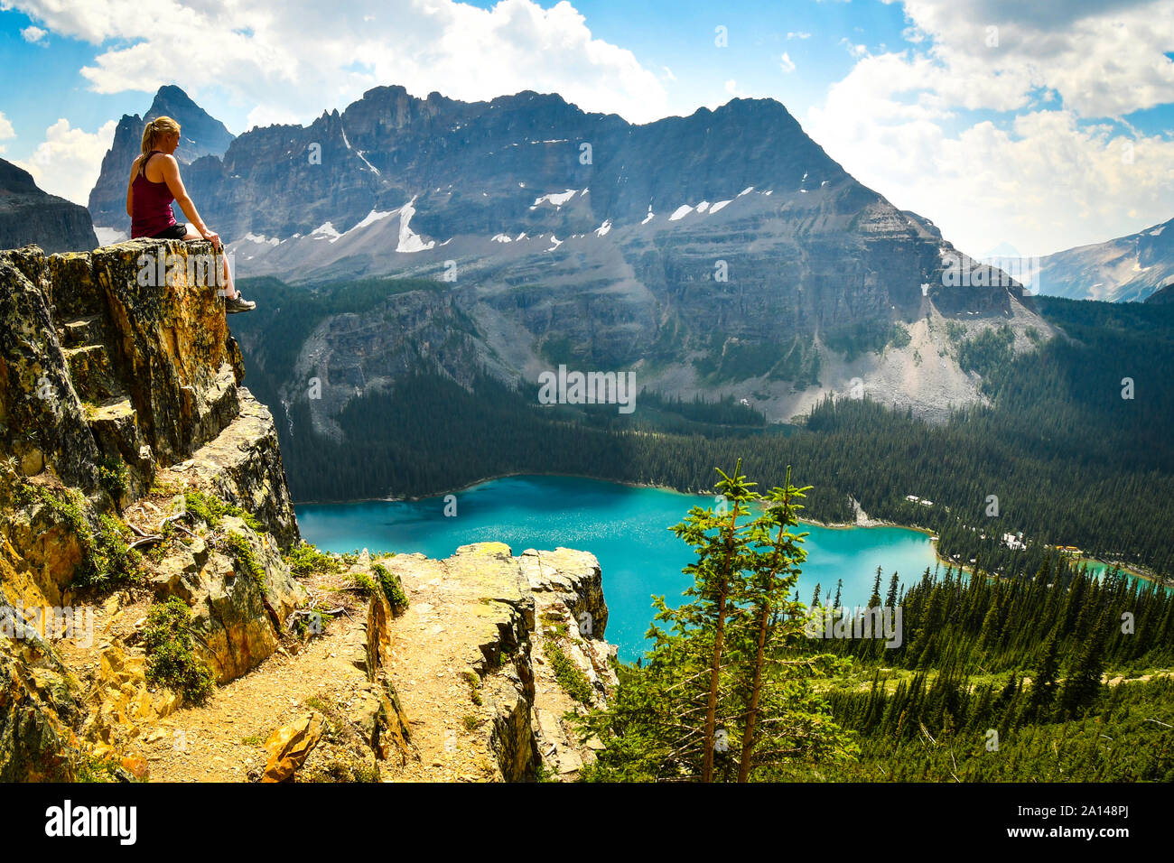 Lake hara yoho national park hi-res stock photography and images - Alamy