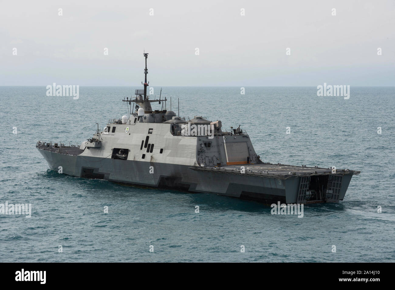 The littoral combat ship USS Fort Worth transits the Java Sea. Stock Photo