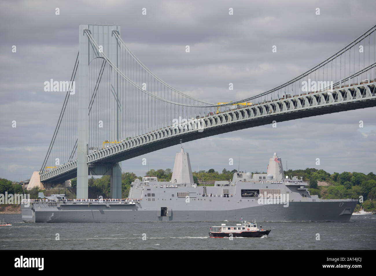 USS San Antonio enters New York harbor. Stock Photo