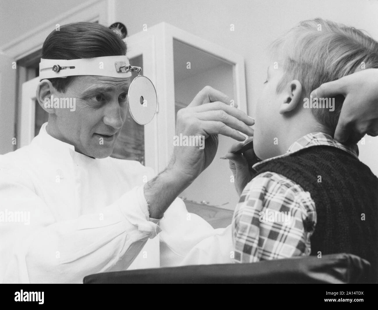 1950's hospital medicine hires stock photography and images Alamy