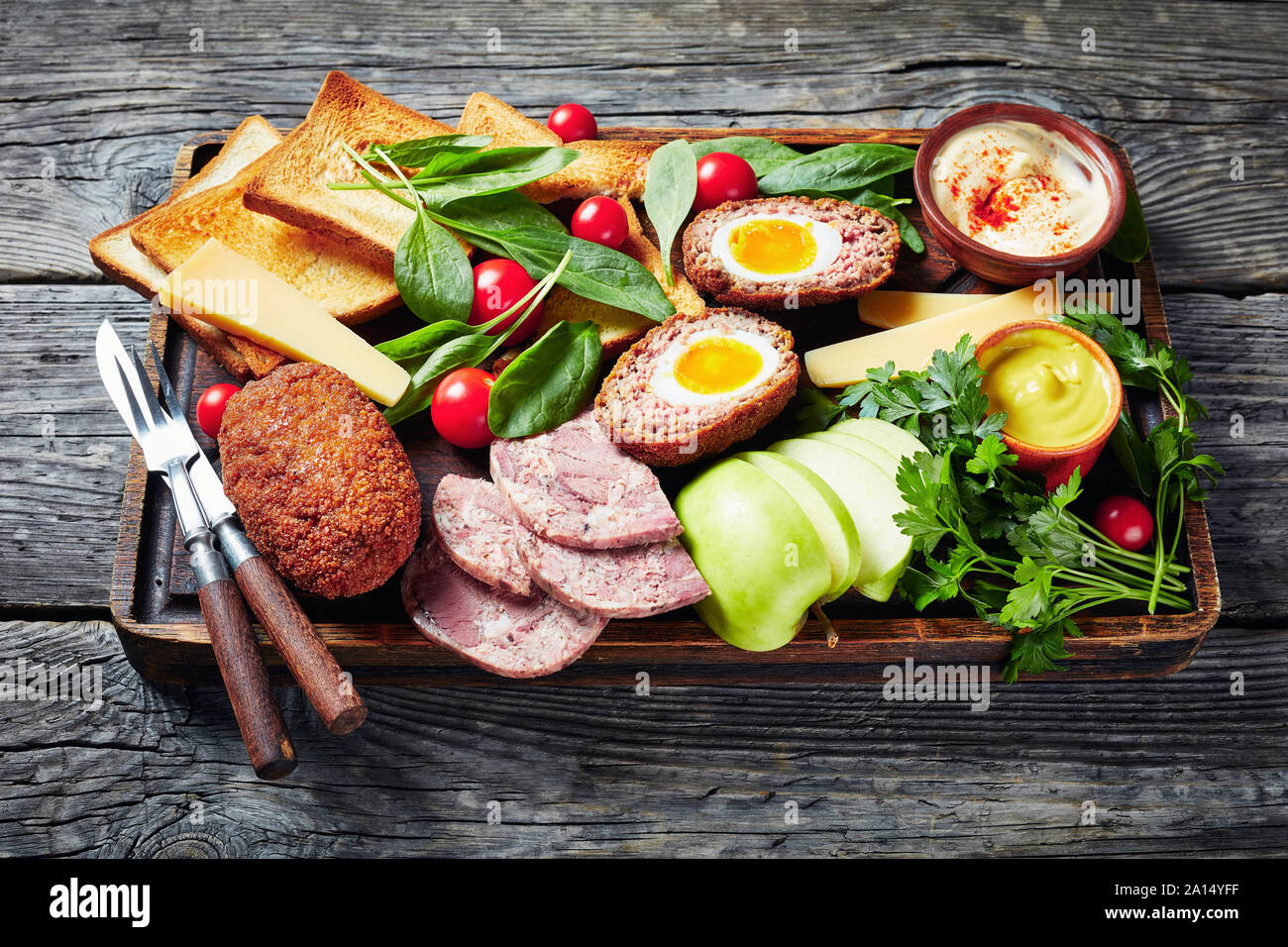 English mustard and cheese sauce hires stock photography and images