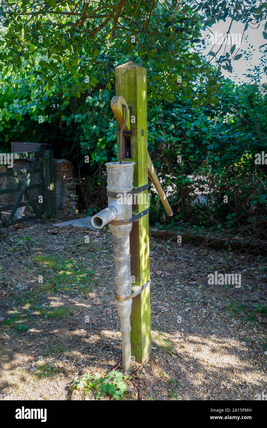 Old fashioned hand water pump hires stock photography and images Alamy