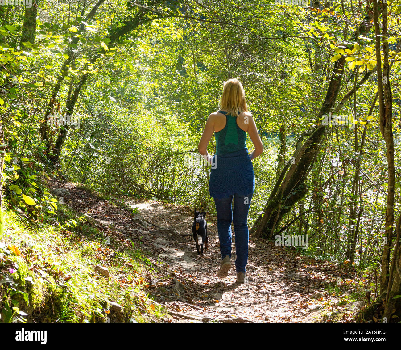 Girl dog hiking hi-res stock photography and images - Alamy