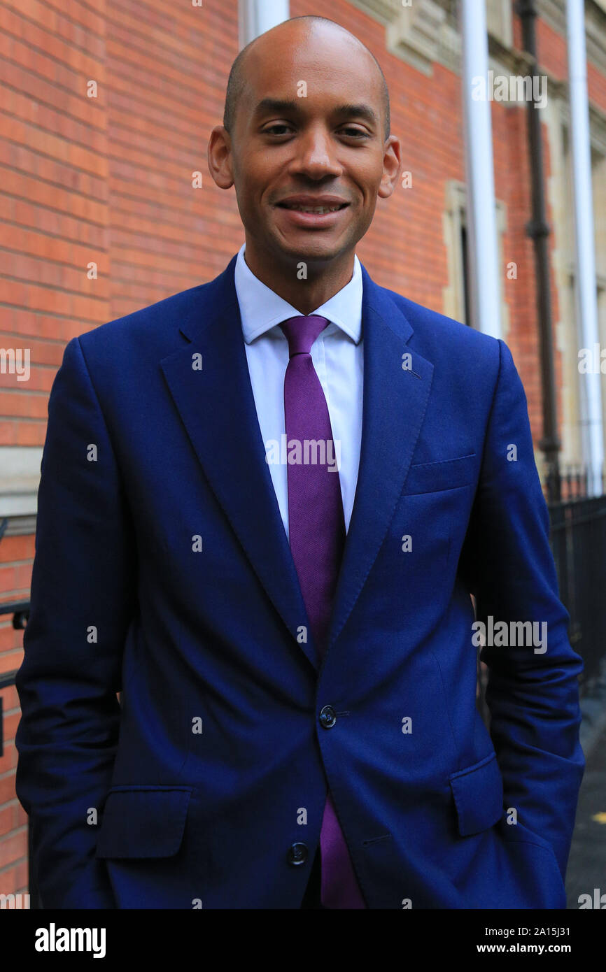 Westminster, London, UK. 24th Sep, 2019. MP Chuka Umunna outside the court. The Supreme Court case ruling on the suspension of Parliament by the Prime Minister is announced at the court in Westminster this morning - the ruling outcome was against the government, judges found unanimously that that prorogation was illegal. Credit: Imageplotter/Alamy Live News Stock Photo