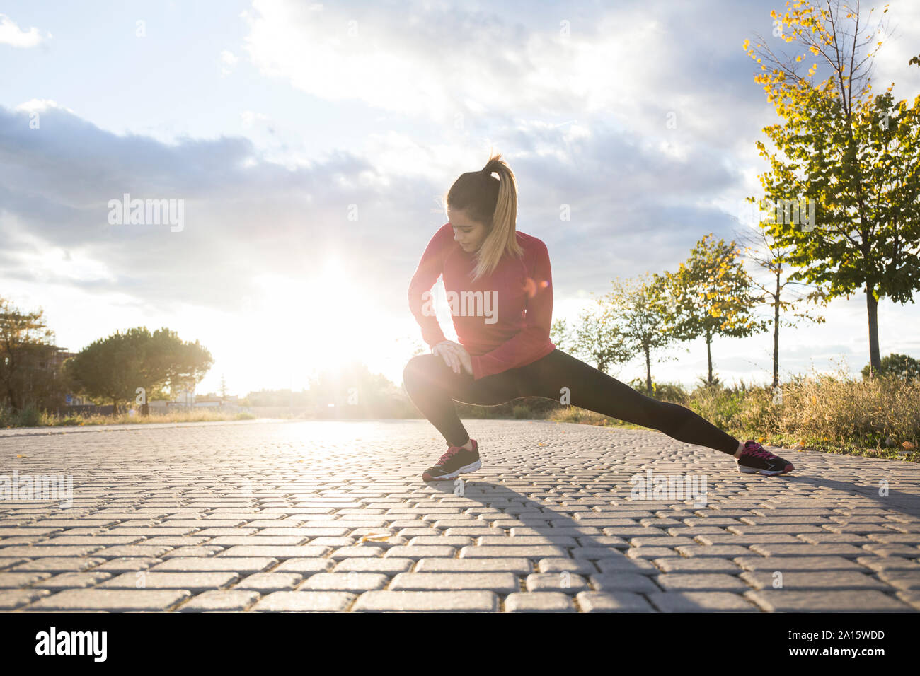 Stretching a leg hi-res stock photography and images - Alamy