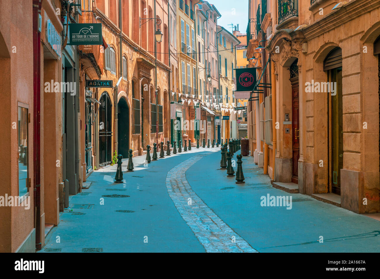 Old Aix High Resolution Stock Photography and Images - Alamy