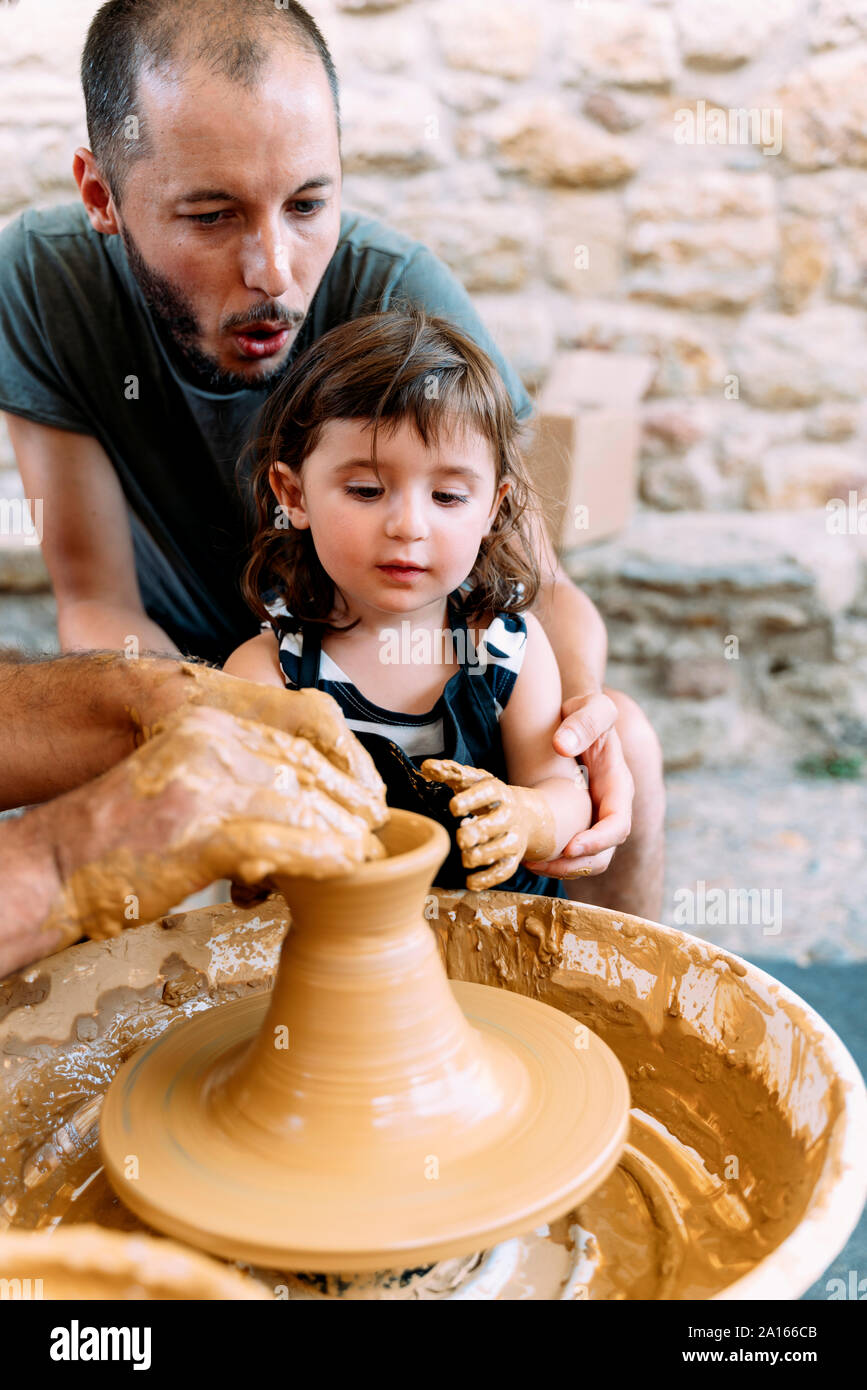 Girl in pottery class hires stock photography and images Alamy