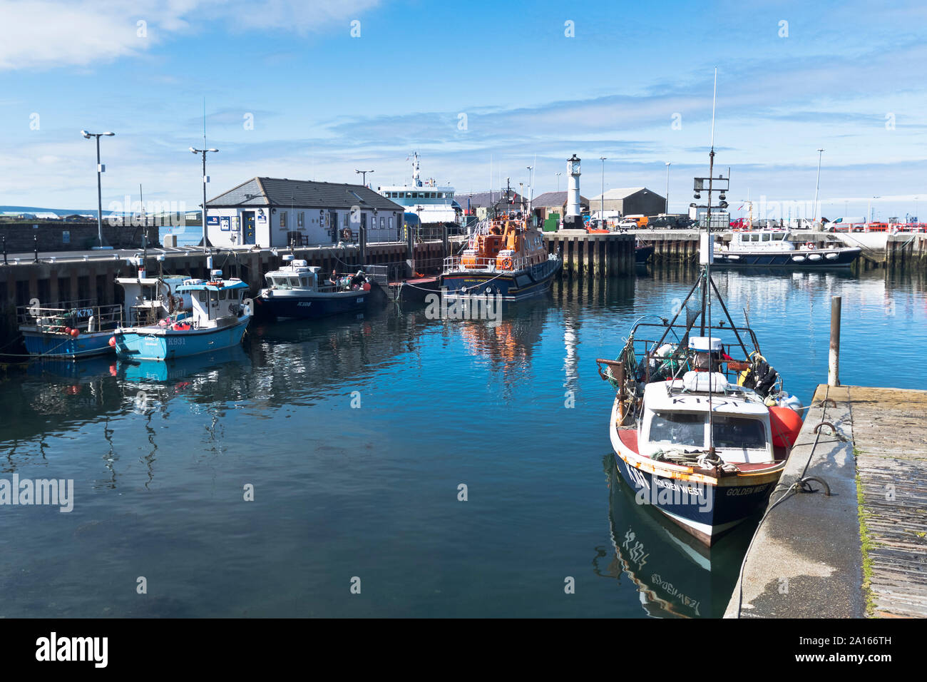 dh Kirkwall harbour KIRKWALL ORKNEY Fishing boat boats Stock Photo
