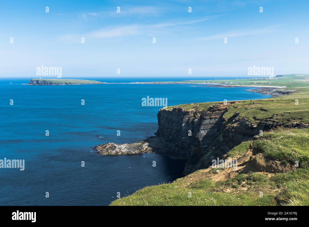 dh Brough of Birsay BIRSAY BAY ORKNEY Coast Cliffs coastline Stock Photo