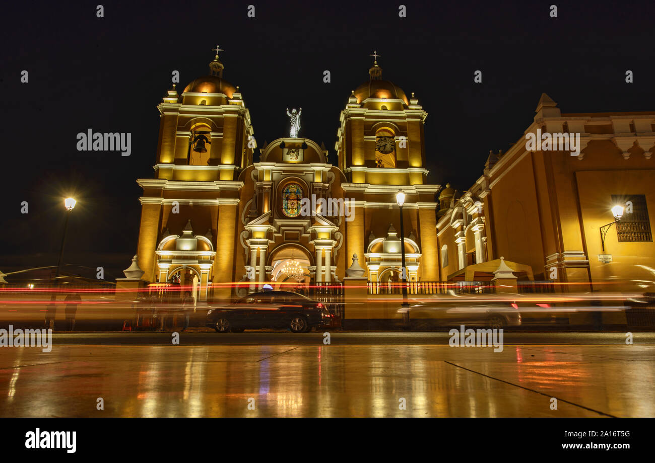 Catedral De Trujillo Hi-res Stock Photography And Images - Alamy