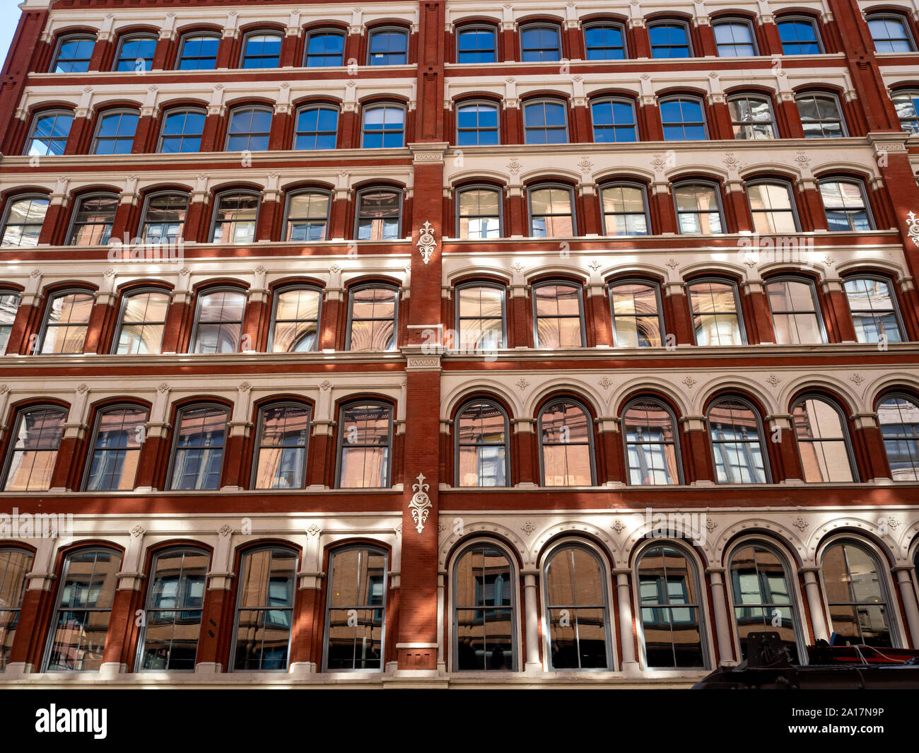 classic building facade in uptown New York City Stock Photo - Alamy