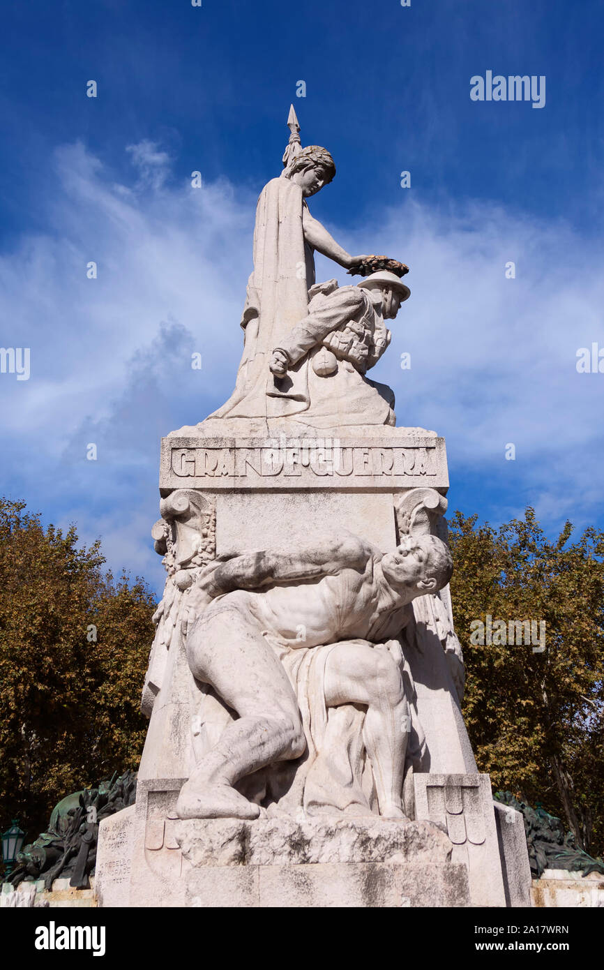 War memorial at the Avenida de Liberdade, monument to the dead of World