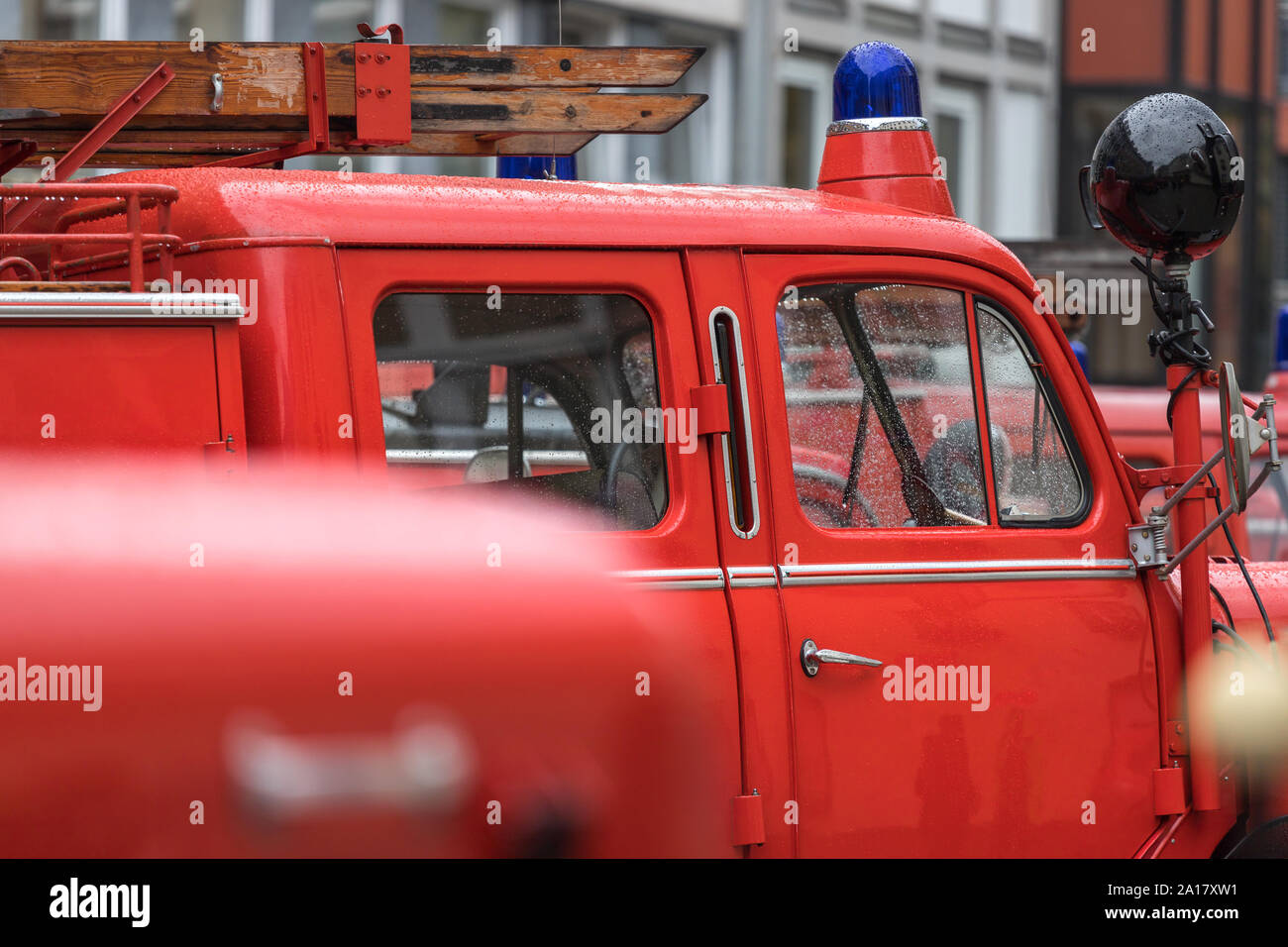 Historic fire trucks hi-res stock photography and images - Alamy