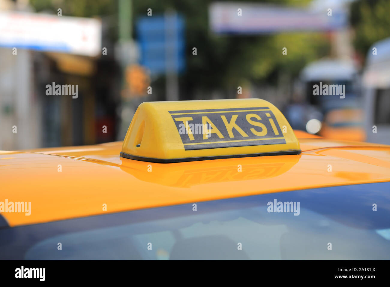 Taksi Taxi Cab High Resolution Stock Photography And Images Alamy