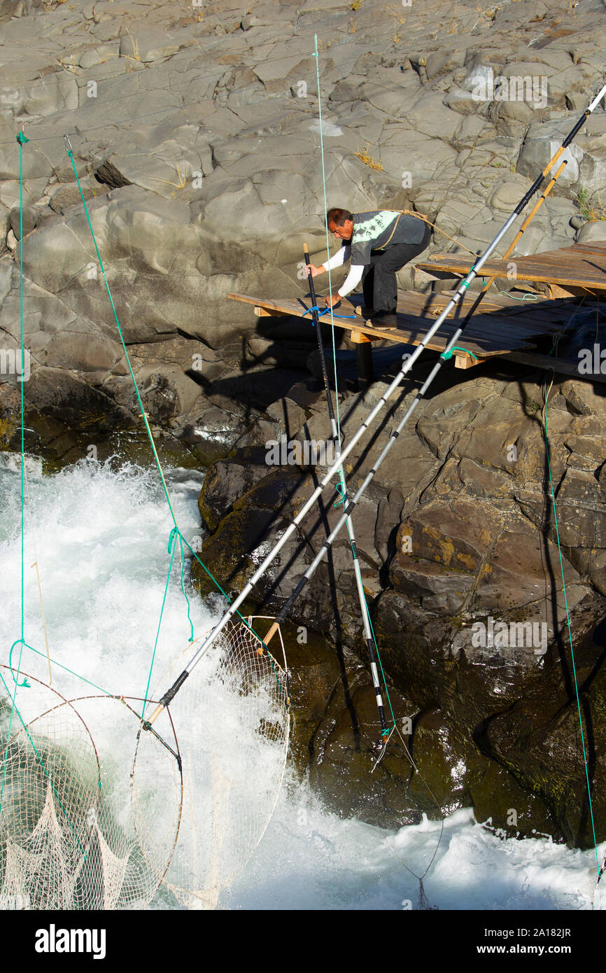 Tribal fishermen use dip nets to fish from platforms at Lyle Falls, WA, USA  Stock Photo - Alamy
