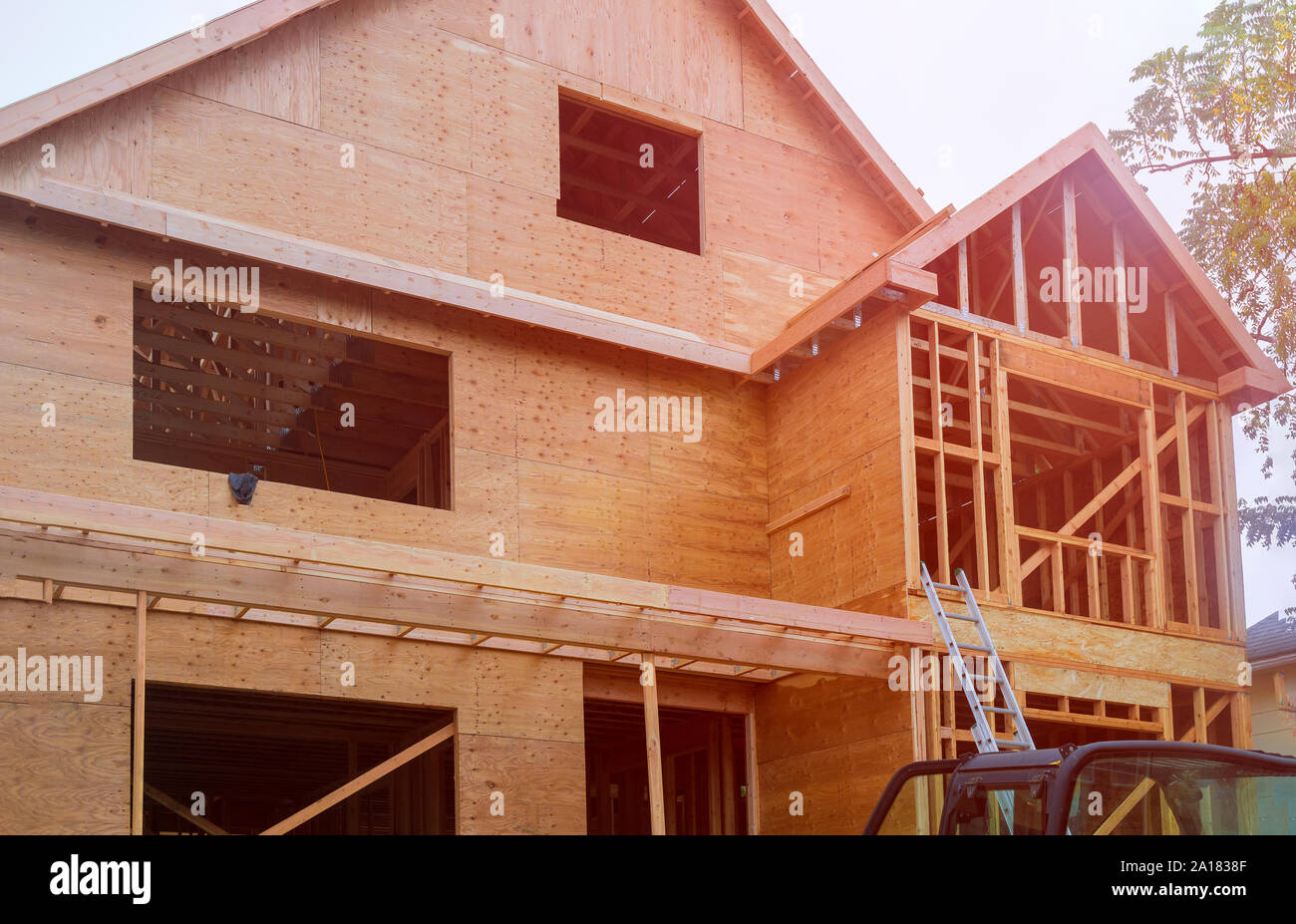 Frame for a progressing house building frame structure on a new ...