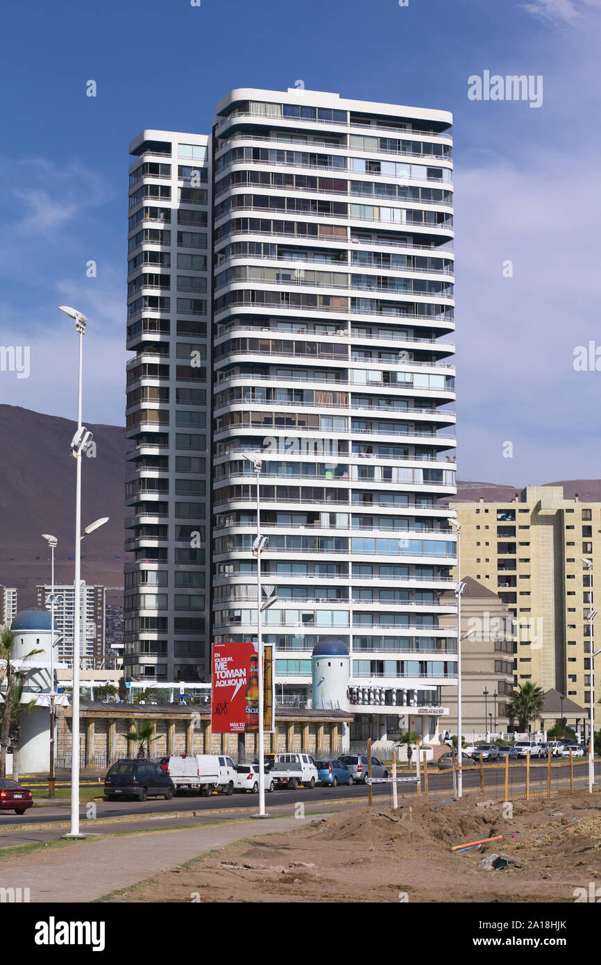 IQUIQUE, CHILE - JANUARY 23, 2015: The entrance area of the modern residential building complex called Archipielago Mar Egeo in Iquique, Chile Stock Photo