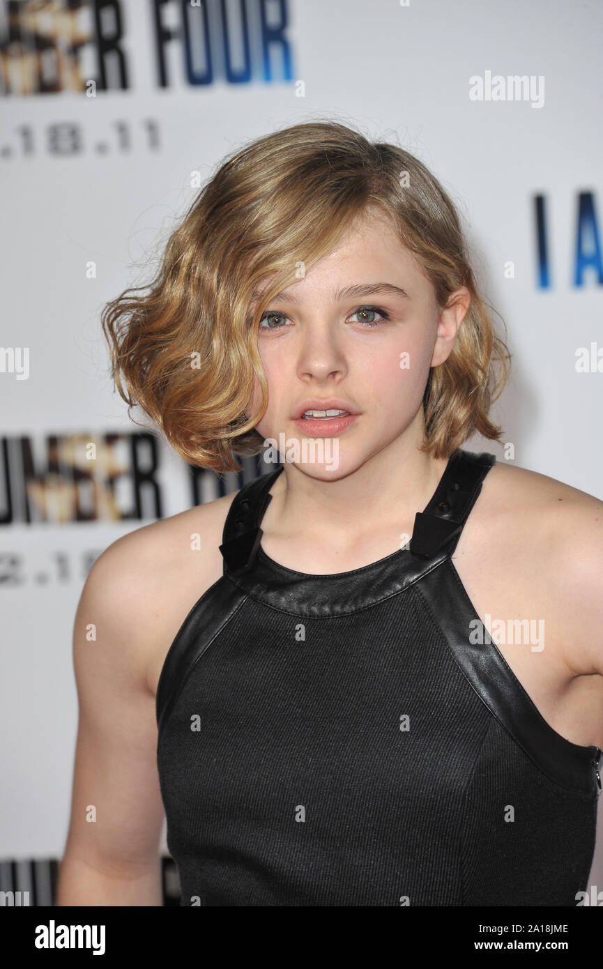 File:Chloë Grace Moretz @ Hugo Premiere in Ziegfield Theatre.jpg -  Wikimedia Commons