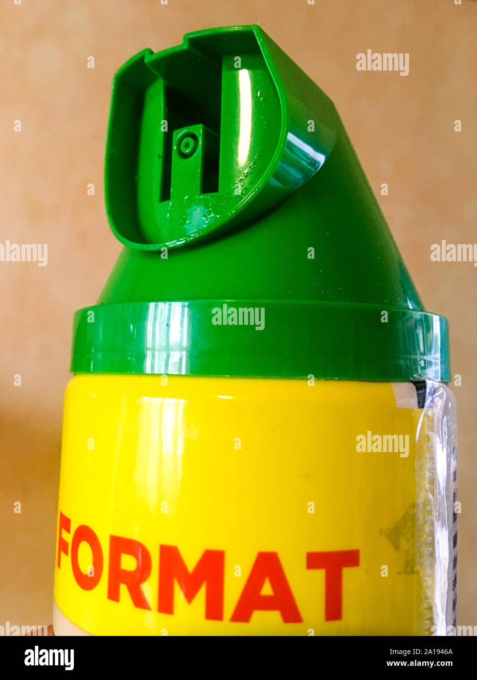 L'Alcool isopropylique á vaporisateur attrito/alcool isopropilico Spray-on  Foto stock - Alamy