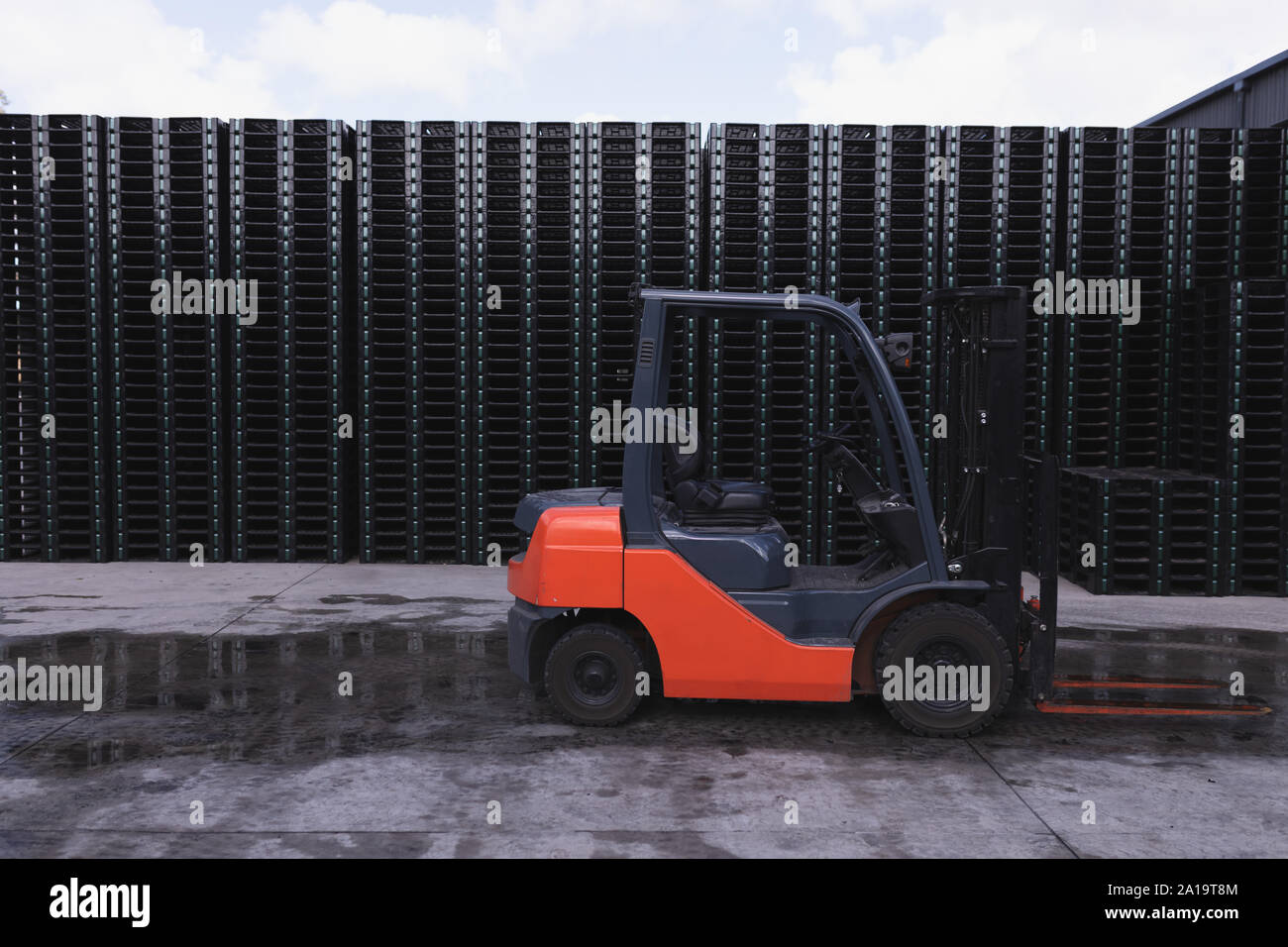 Forklift Truck Outside Warehouse Building Stock Photo Alamy