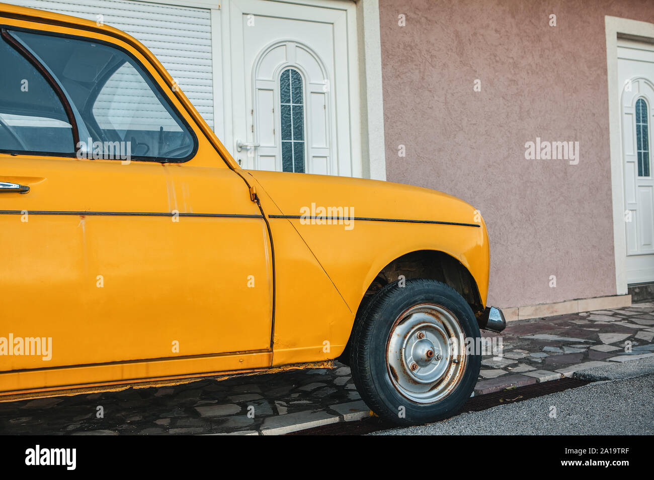 Retro 1960s cartoon hi-res stock photography and images - Alamy
