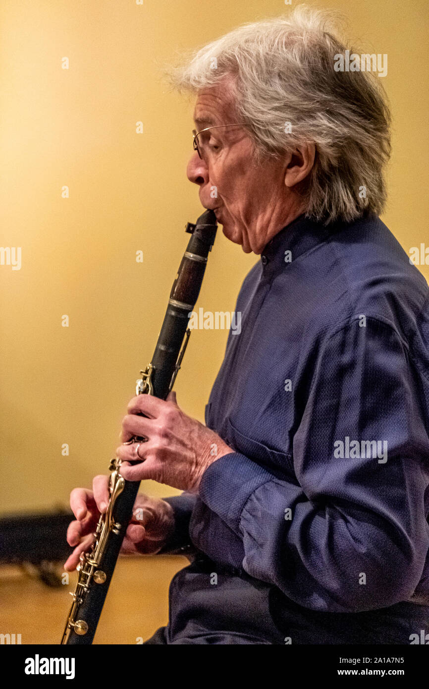 Richard stoltzman hi-res stock photography and images - Alamy