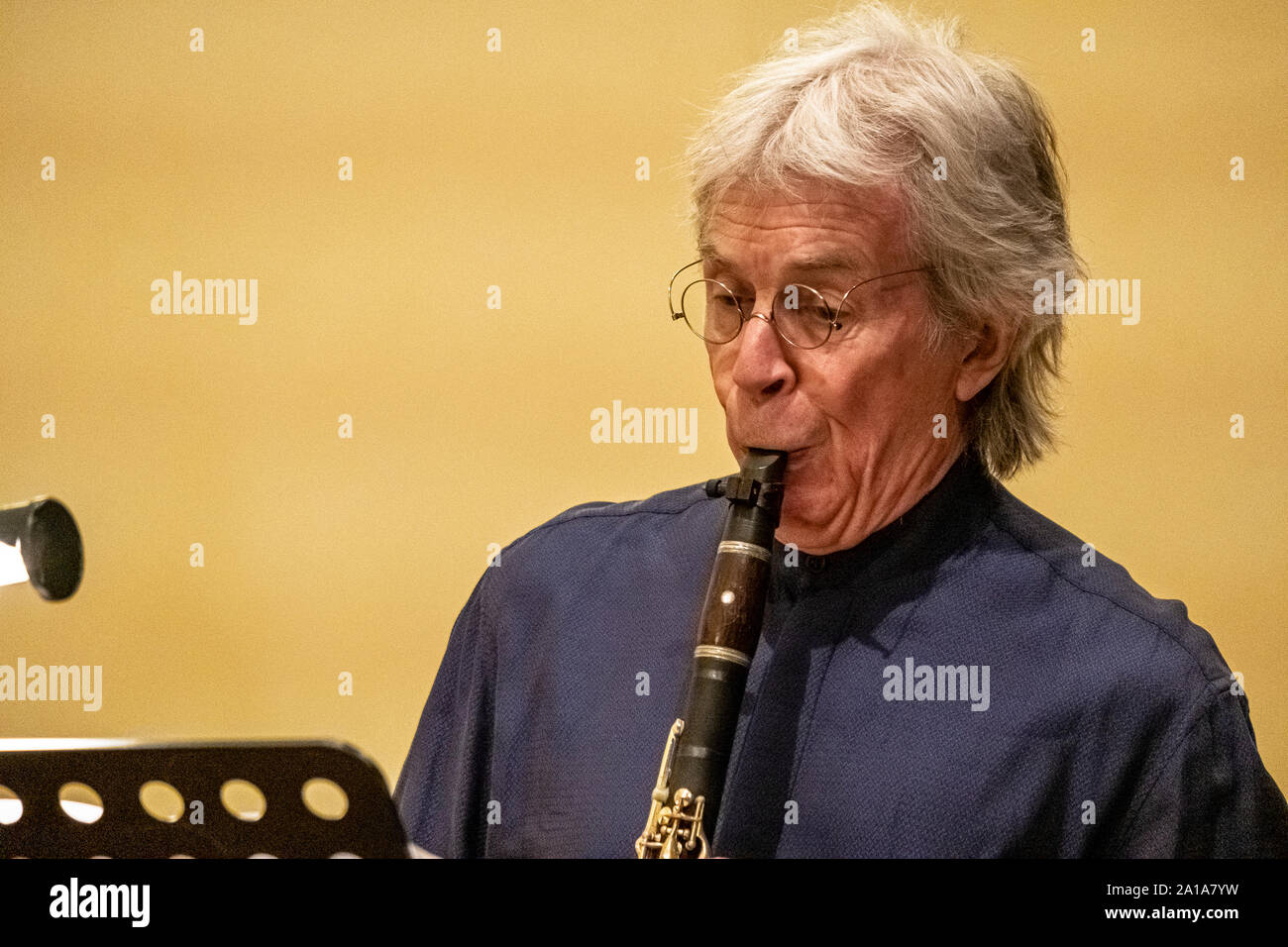 Richard stoltzman hi-res stock photography and images - Alamy