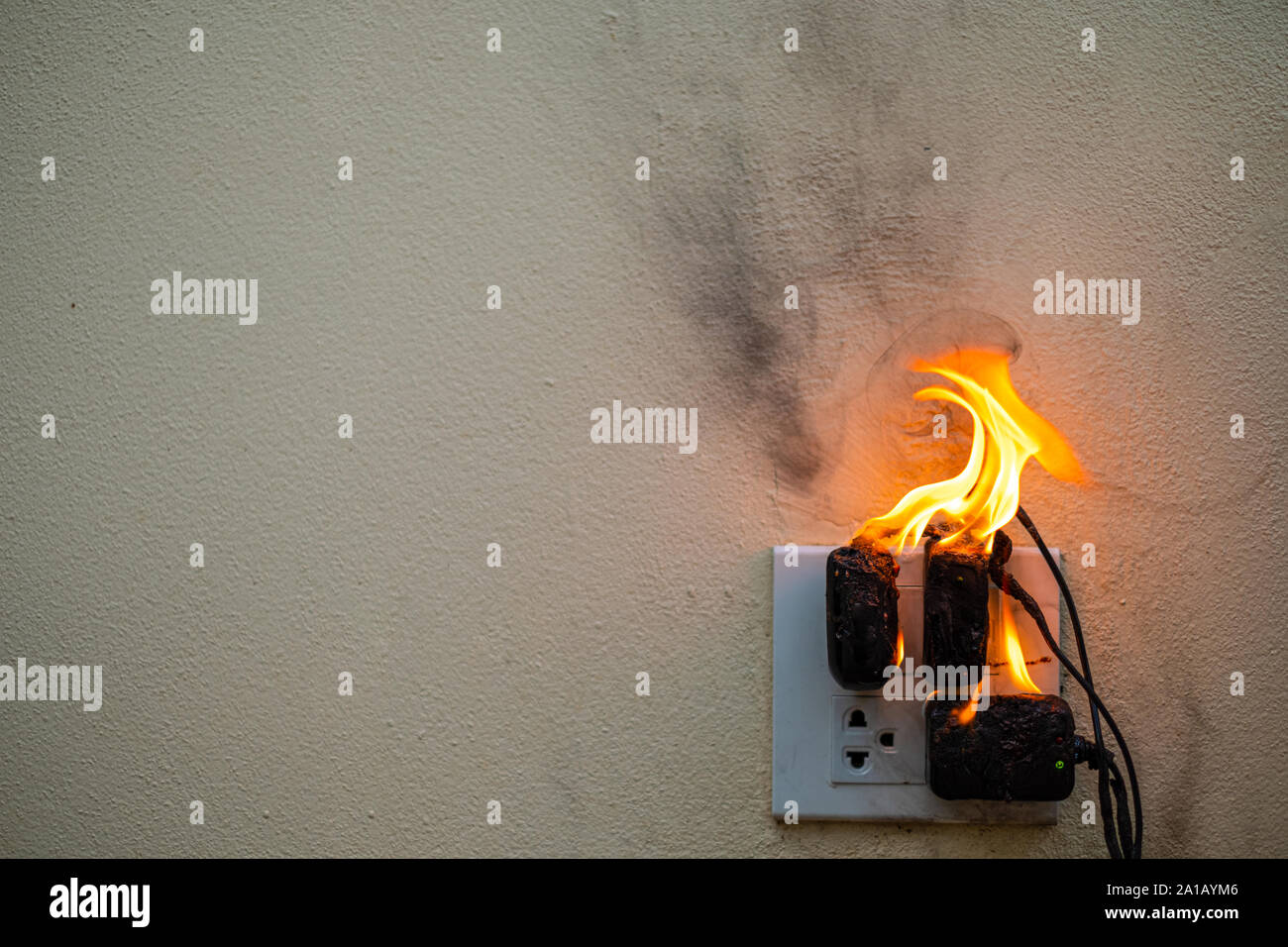 Burnt Electric Stock Photos & Burnt Electric Stock Images Alamy