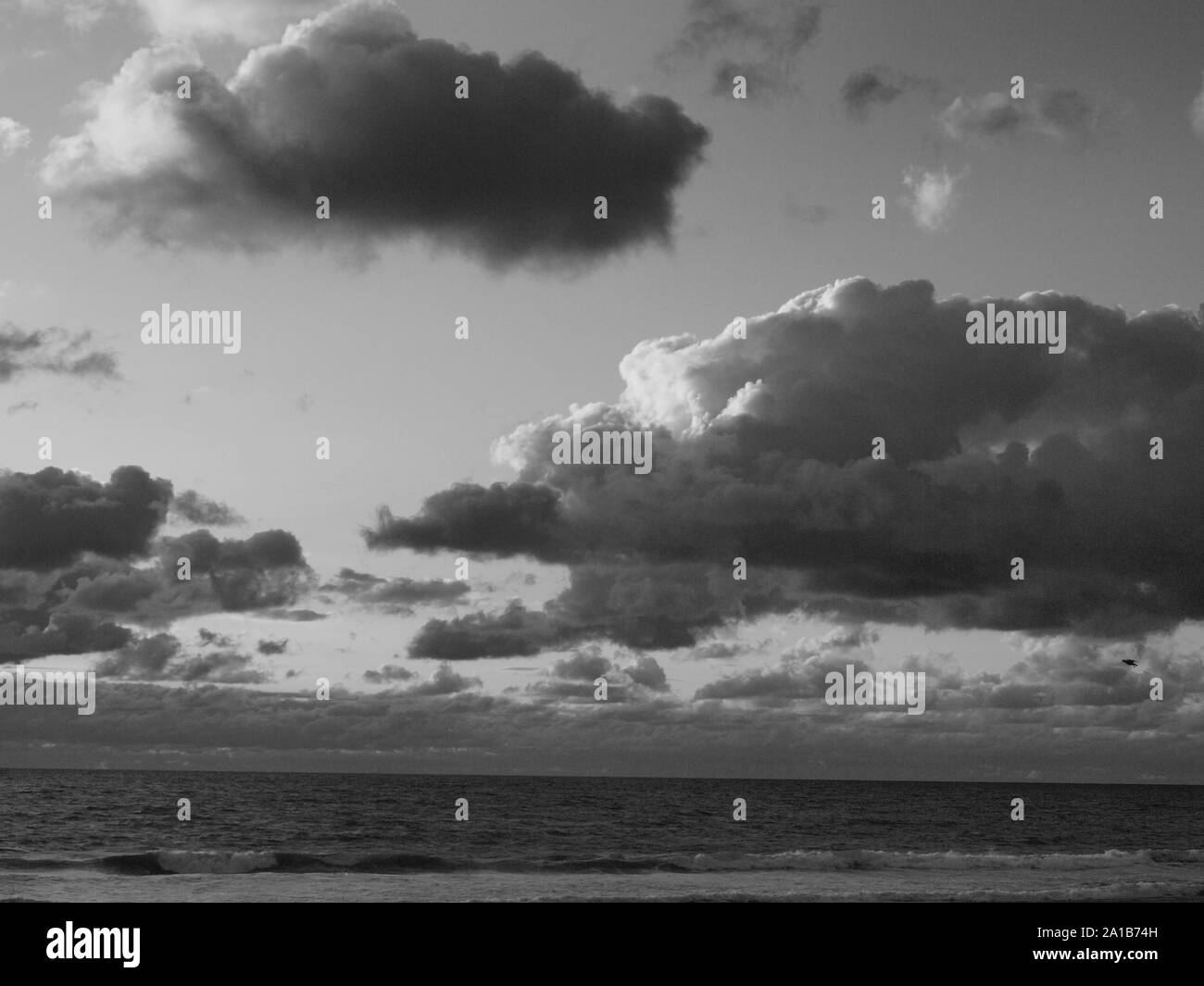 Dawn breasking hi-res stock photography and images - Alamy