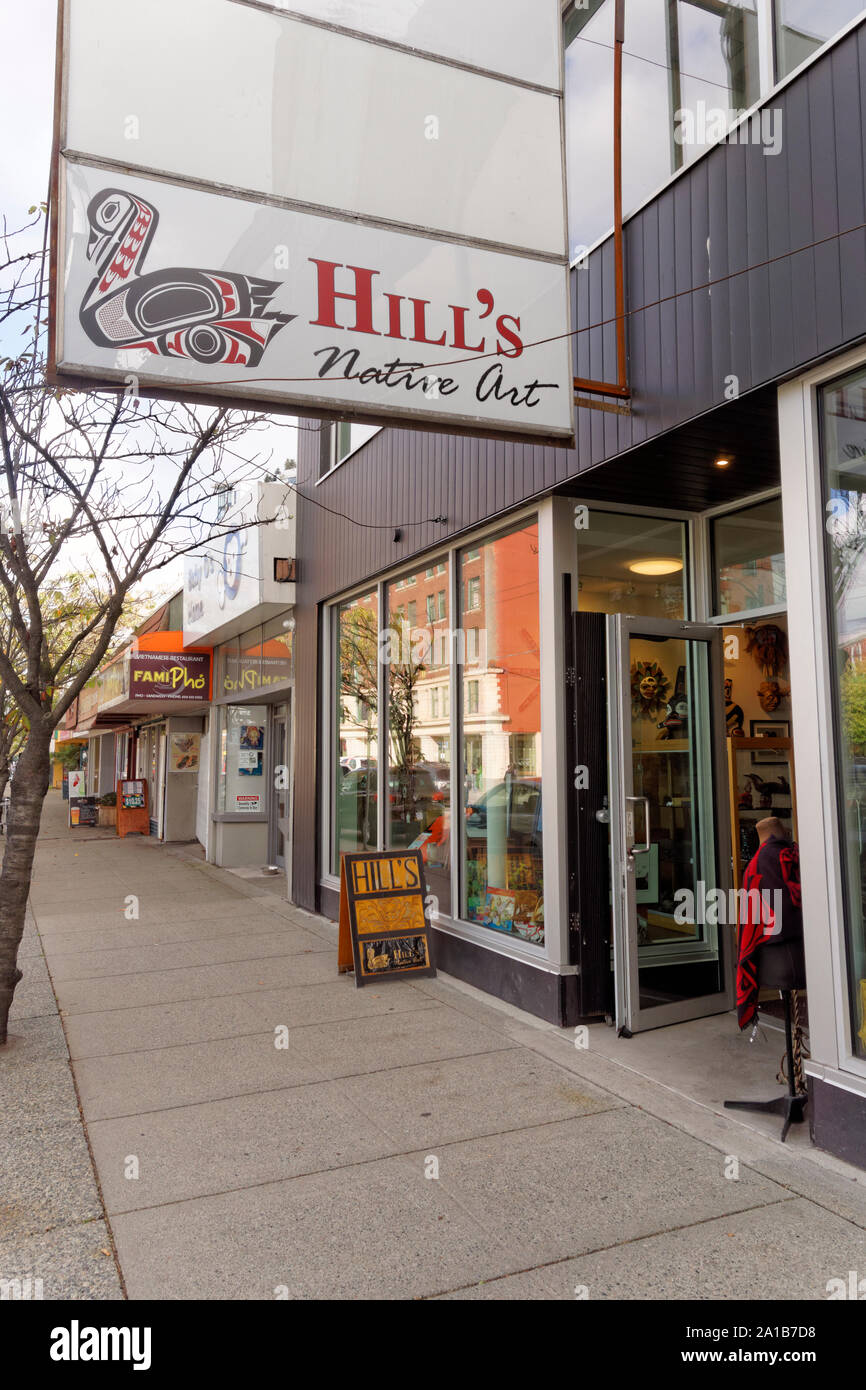 Hill's Native Art store on East Broadway Street in Mount Pleasant