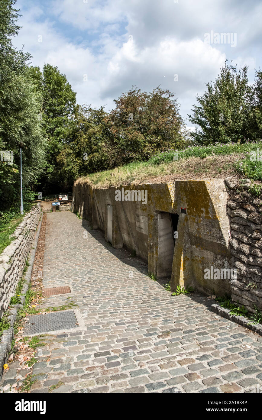 Hospital bunkers at Essex Farm WWI Cemetery on the Salient near Ypres where Col John McCrae served when he wrote the WWI poem in Flanders Fields Stock Photo