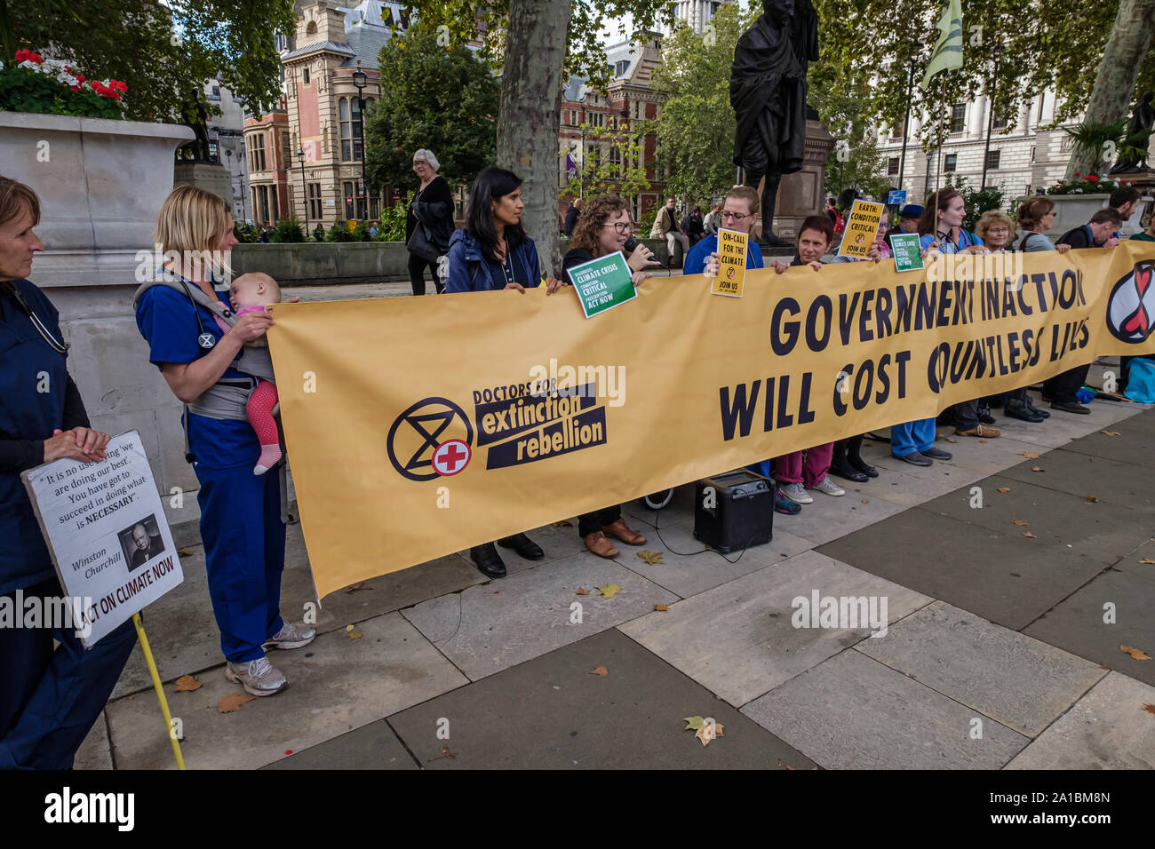 London Uk 25th September Doctors For Extinction Rebellion
