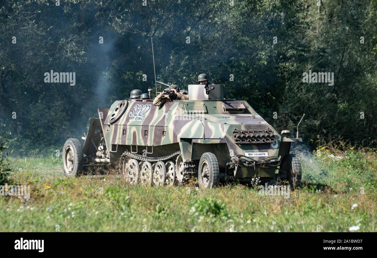 Ww2 german half track hi-res stock photography and images - Alamy