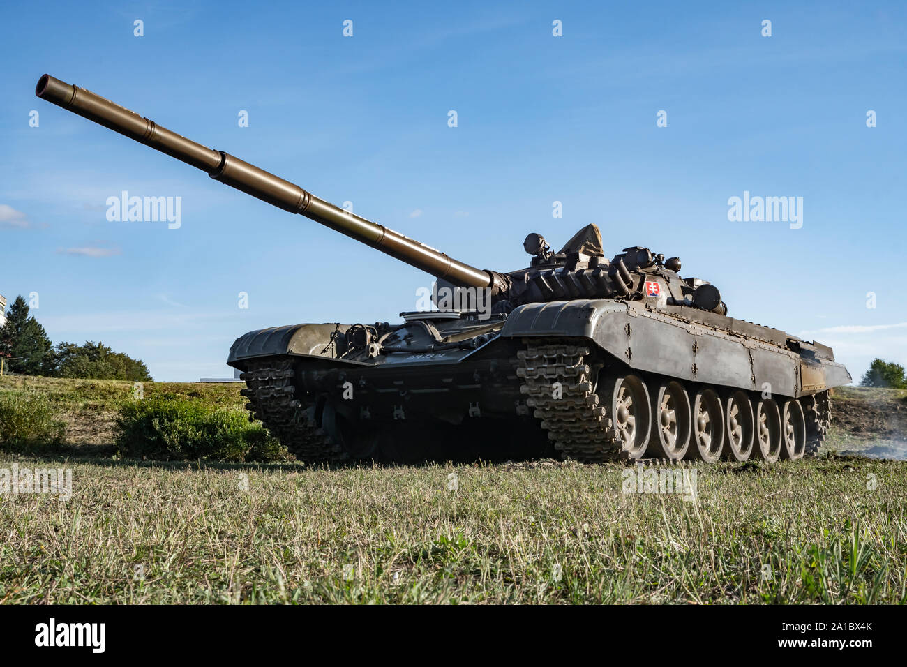 Slovak Tank T 72 During The Historical Staging Of Karpaty 1944 In Medzilaborce Slovakia Stock Photo Alamy Slovak Tank T 72 During The Historical Staging Of Karpaty 1944 In Medzilaborce Slovakia Stock Photo Alamy