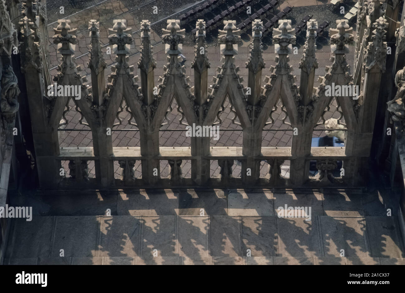 Der Mailänder Dom (lombardisch Dom de Milan, italienisch Duomo di