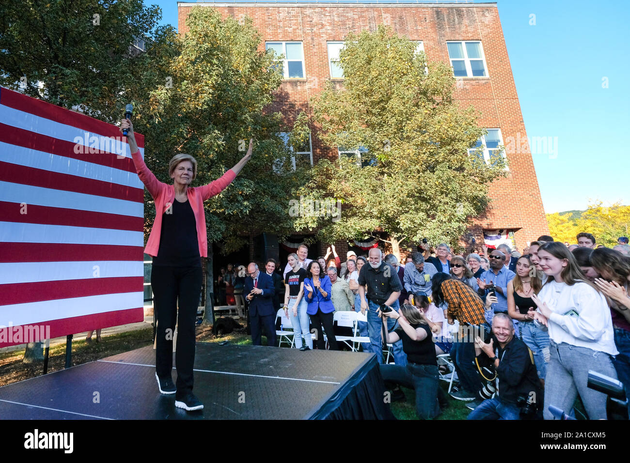 Keene, United States. 25th Sep, 2019. Massachusetts Senator and presidential candidate, Elizabeth Warren speaks at Keene State College a day after Congress announced the beginning of a formal impeachment inquiry of President Trump. Credit: SOPA Images Limited/Alamy Live News Stock Photo