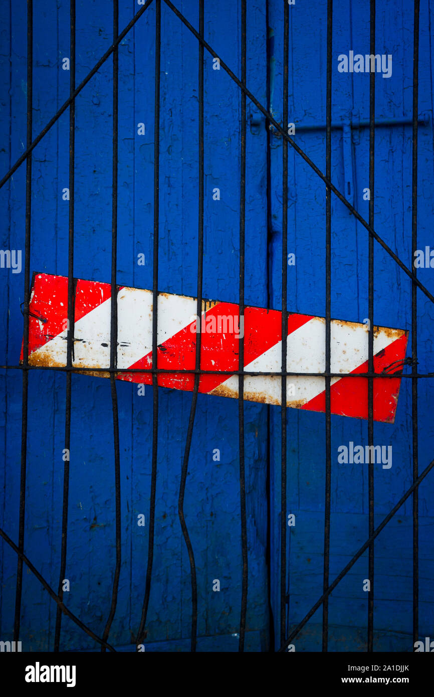 Shadow behind bars hi-res stock photography and images - Alamy