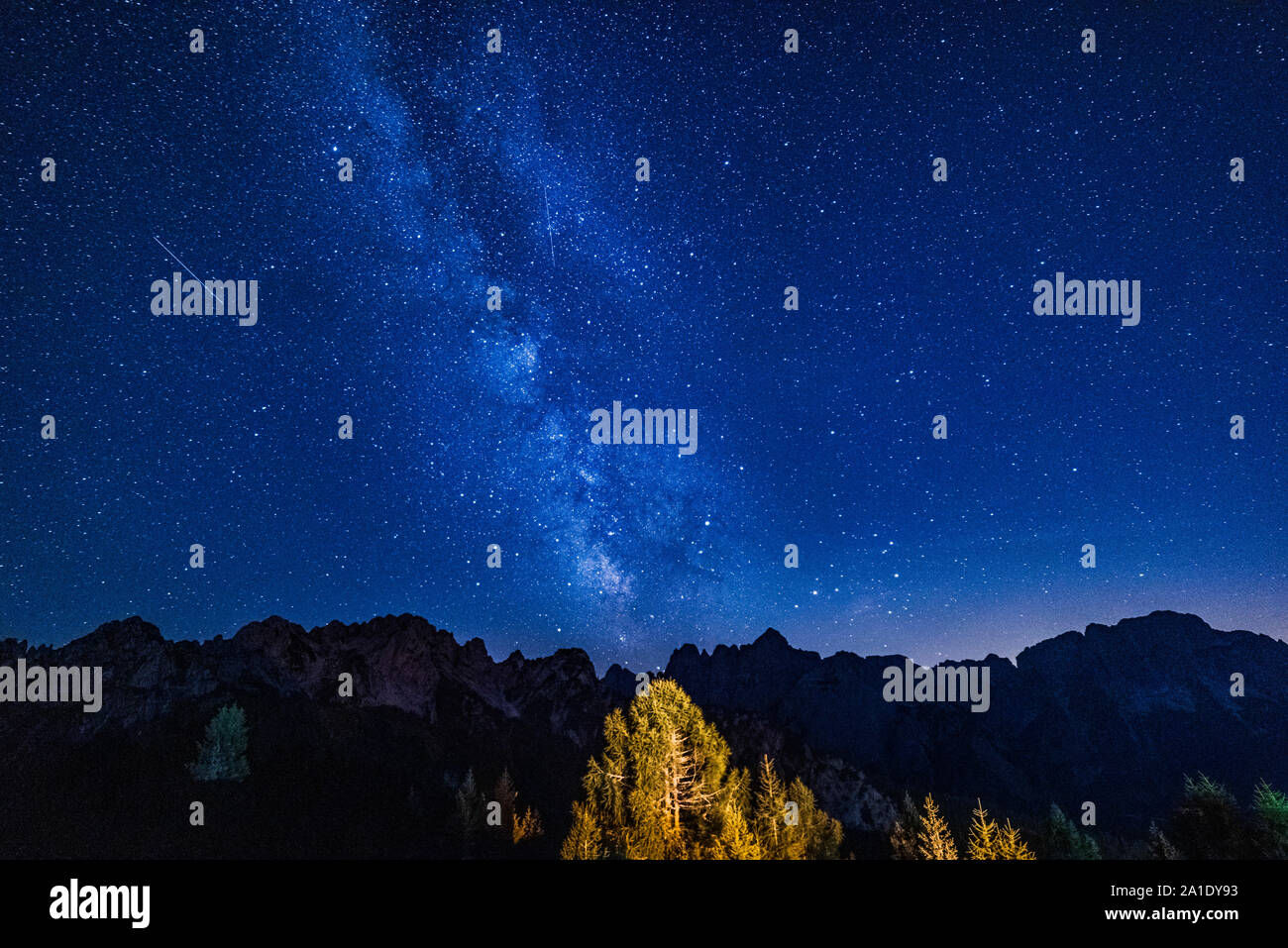 Deep sky splendor hi-res stock photography and images - Alamy