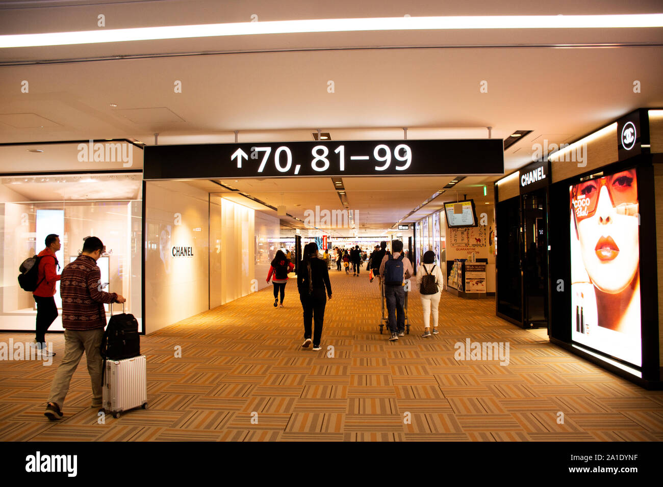 Retail fashion destination tokyo hi-res stock photography and images - Alamy