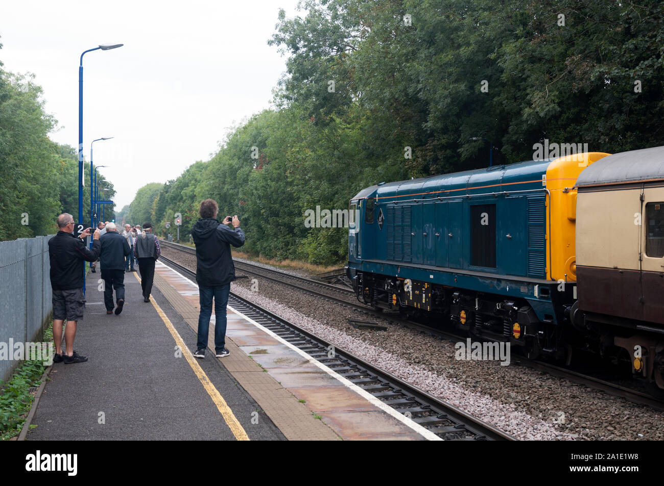 The Birmingham Balti enthusiasts excursion train at Warwick station, Warwickshire, UK Stock Photo