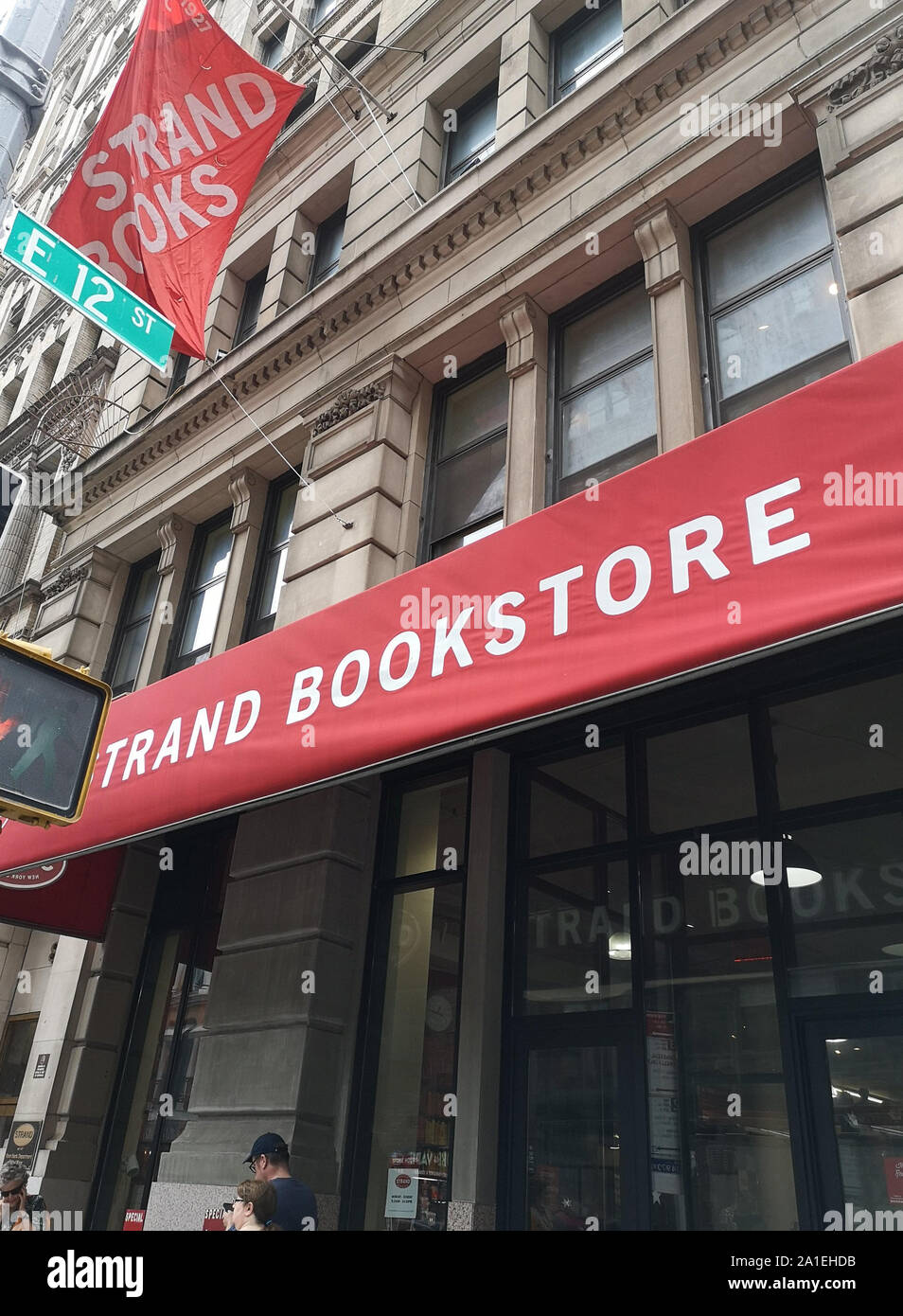 New York, USA. 14th Sep, 2019. The beach bookstore at Union Square