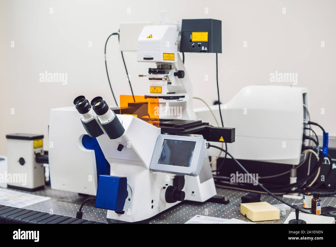 Confocal laser scanning microscope hires stock photography and images