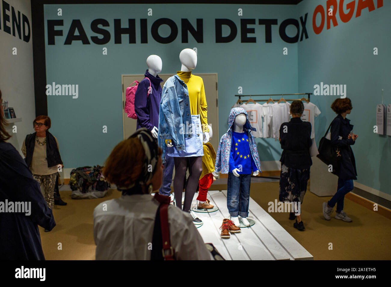 Fast Fashion High Stock Photography and Images - Alamy