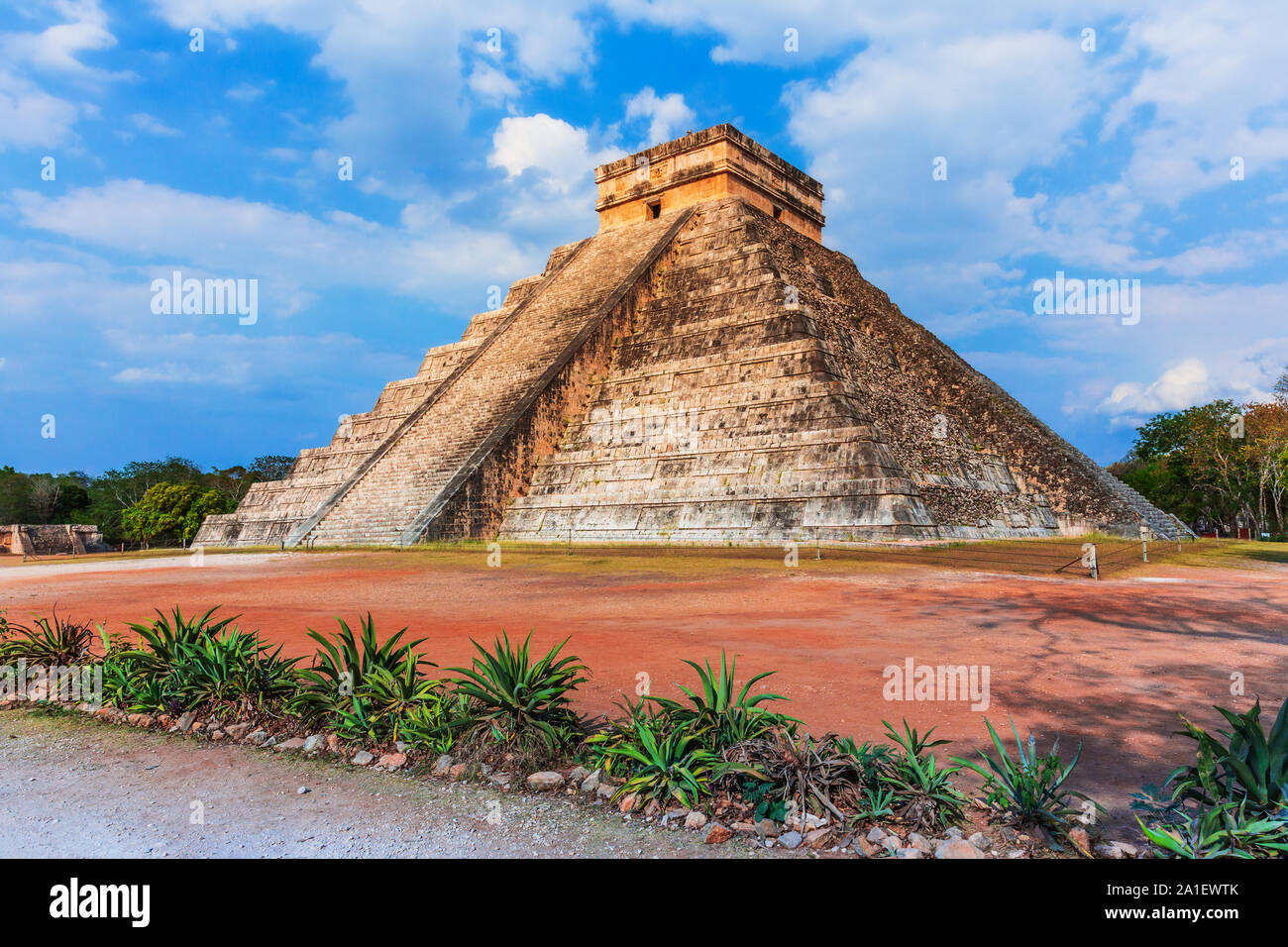 Chichen Itza, Mexico. Temple of Kukulcan, also known as El Castillo. Stock Photo
